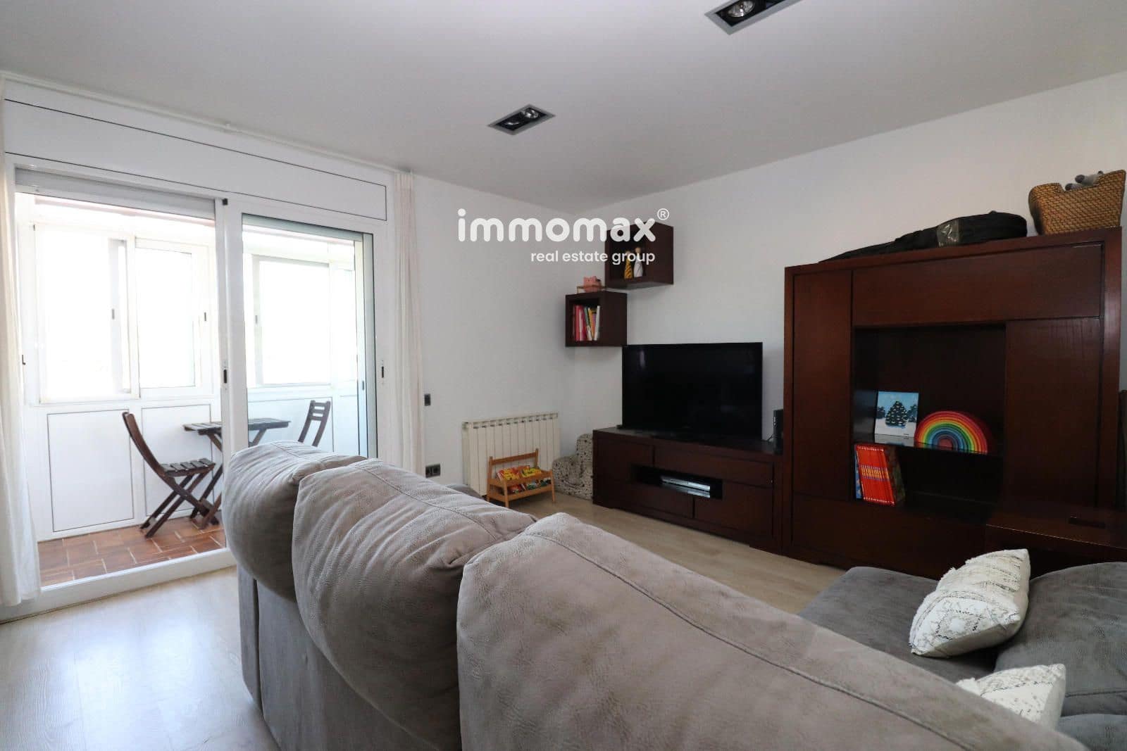 2 bedroom Penthouse for sale in La Roca del Valles - € 239,500 (Ref: 9539774)