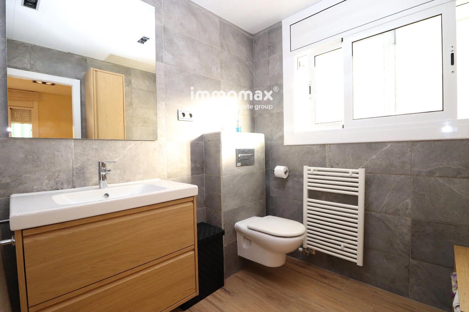 2 bedroom Penthouse for sale in La Roca del Valles - € 239,500 (Ref: 9539774)