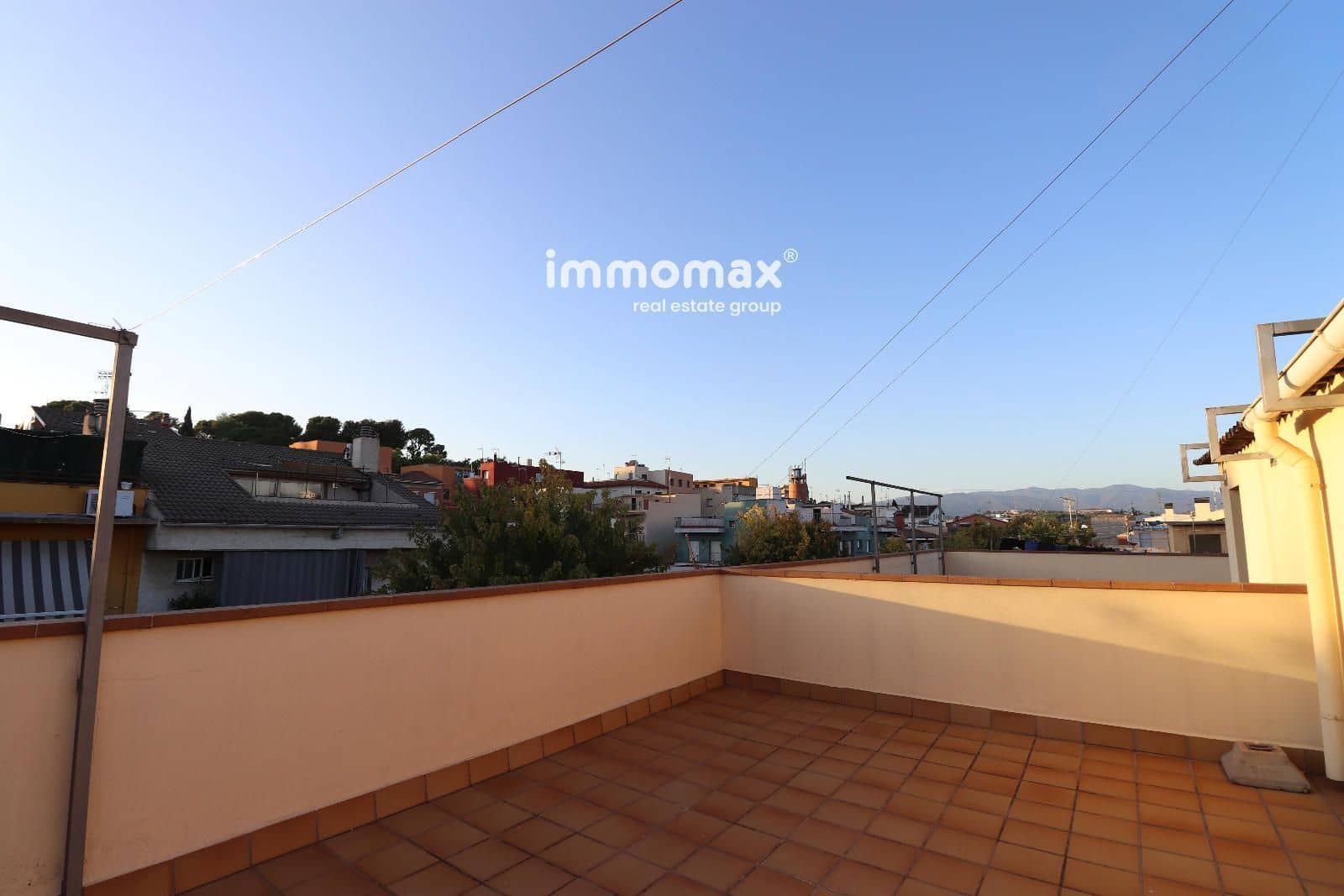 2 bedroom Penthouse for sale in La Roca del Valles - € 239,500 (Ref: 9539774)