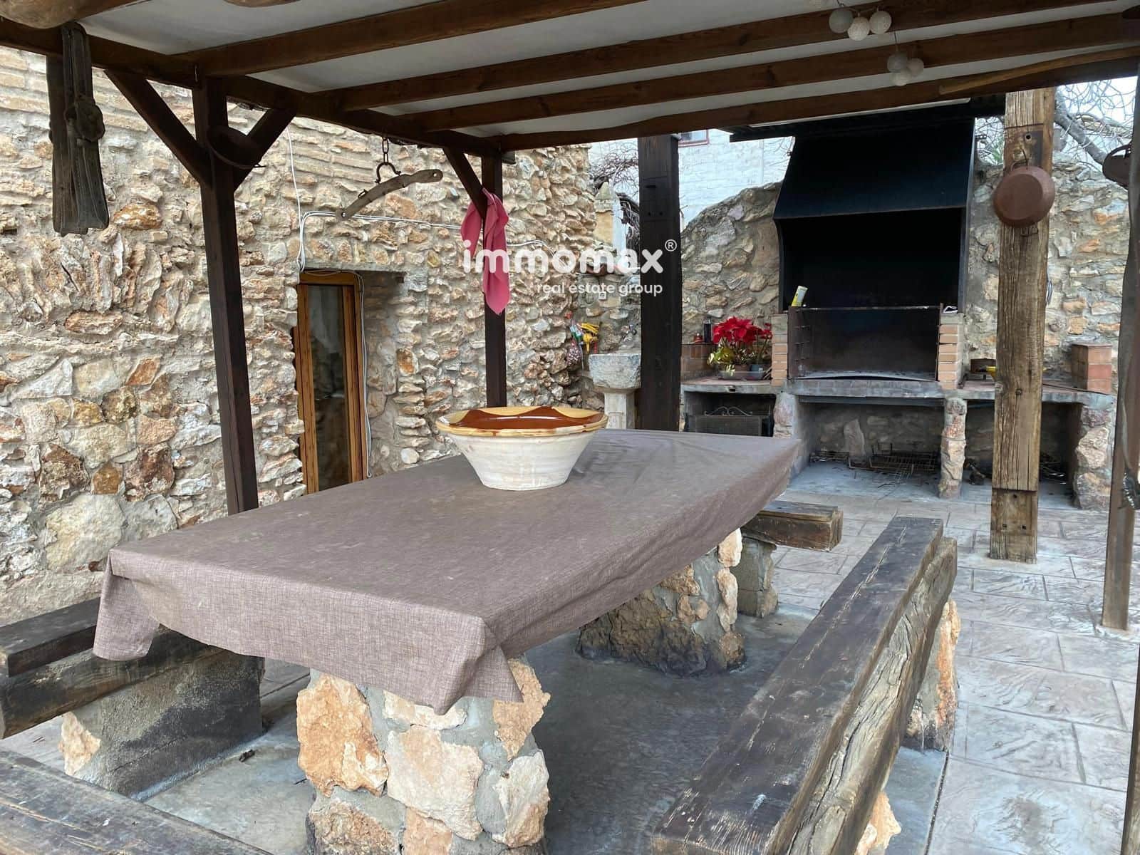 3 slaapkamer Villa te koop in Tortosa met zwembad garage - € 577.500 (Ref: 9542302)