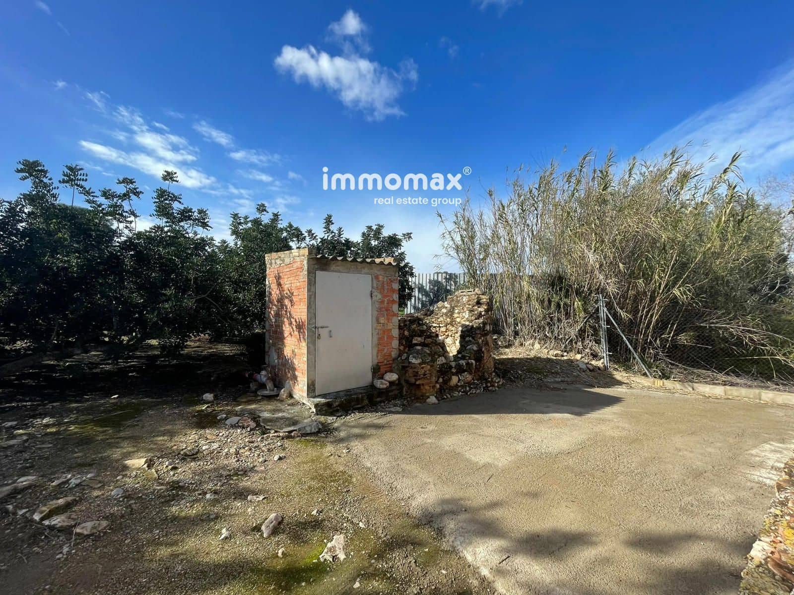 Grunde uden byggetilladelser til salg i Xerta - € 61.000 (Ref: 9552622)