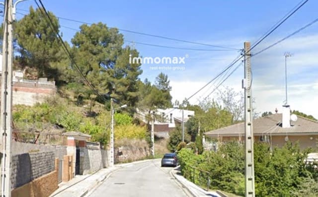 7 sypialnia Willa na sprzedaż w Vacarisses z basenem garażem - 169 000 € (Ref: 9558964)