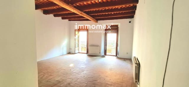 5 quarto Moradia para venda em Hostalric com piscina garagem - 280 000 € (Ref: 9566259)