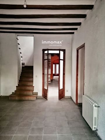 5 quarto Moradia para venda em Hostalric com piscina garagem - 280 000 € (Ref: 9566259)