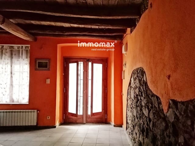 5 quarto Moradia para venda em Hostalric com piscina garagem - 280 000 € (Ref: 9566259)