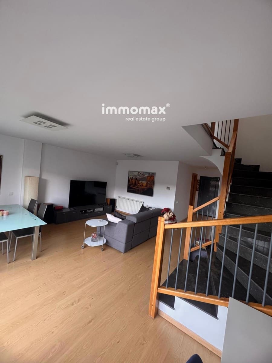 3 bedroom Townhouse for sale in Gualba - € 345,000 (Ref: 9569473)