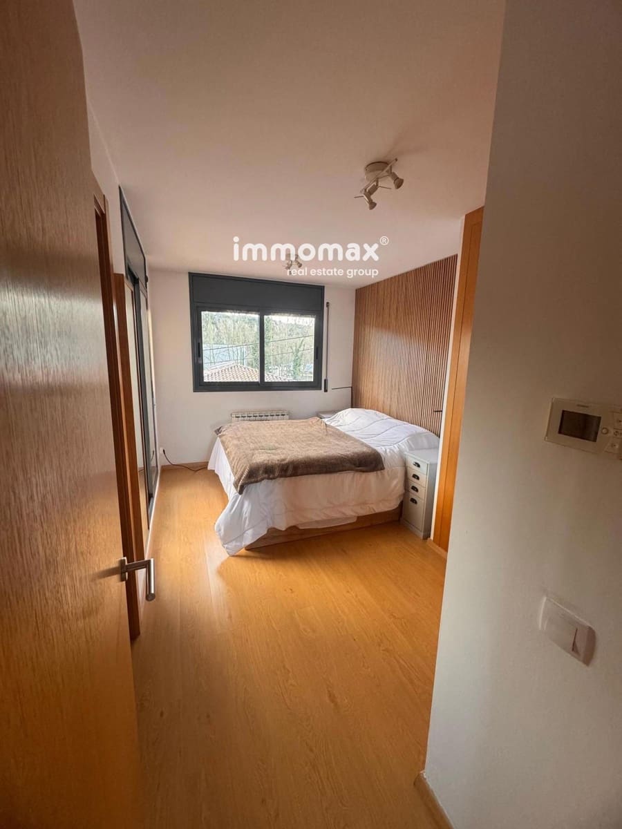 3 bedroom Townhouse for sale in Gualba - € 345,000 (Ref: 9569473)