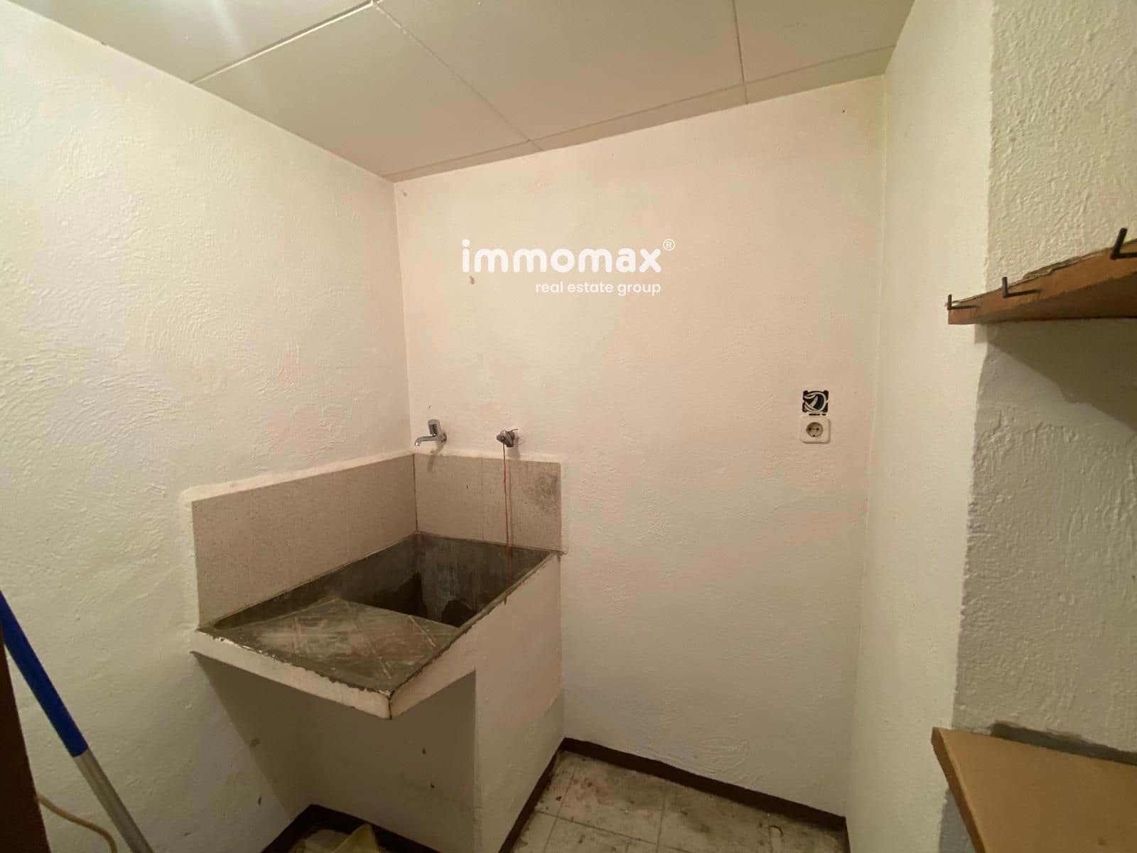 5 soveværelse Villa til salg i Pauls med garage - € 68.000 (Ref: 9571960)