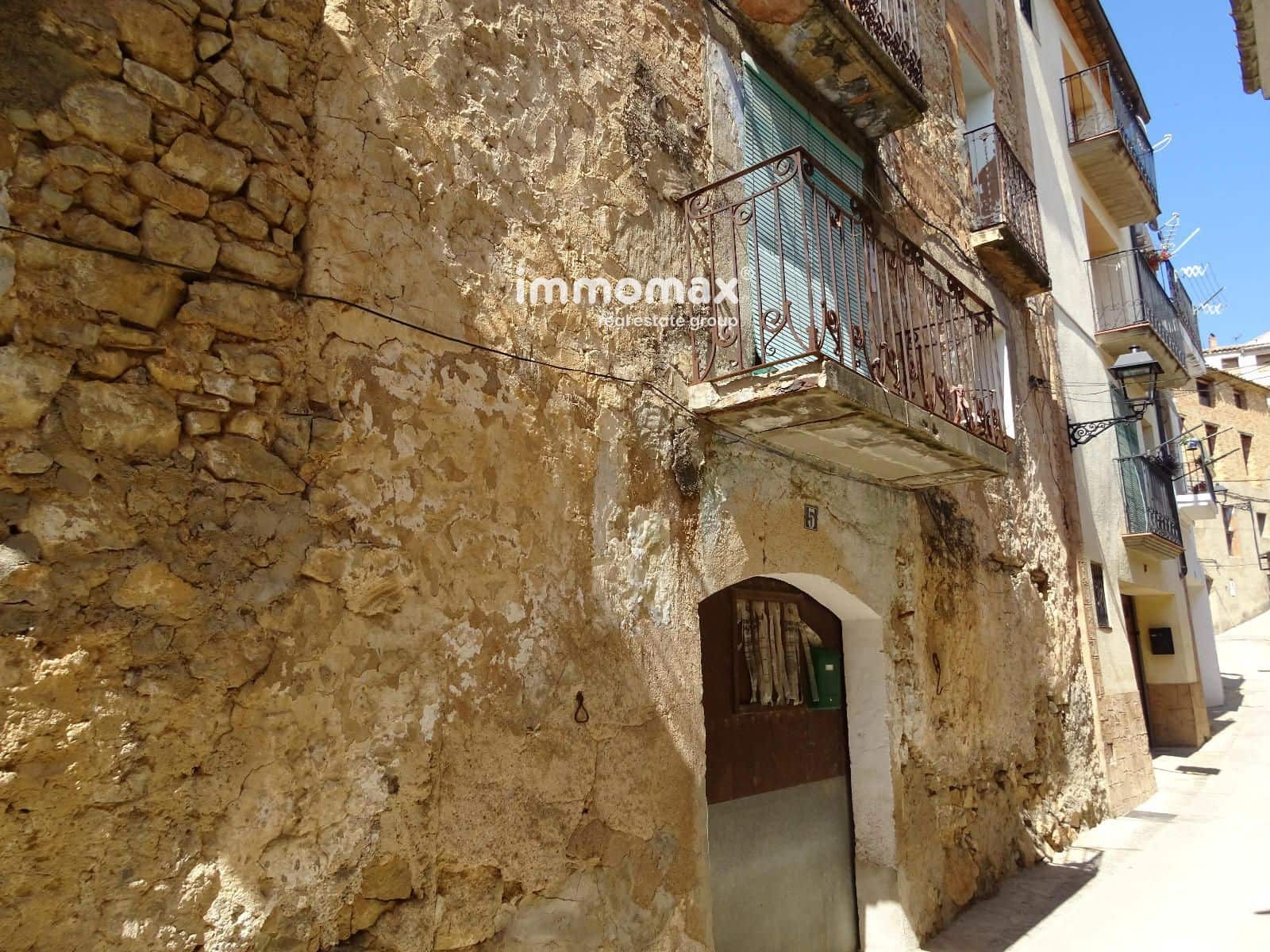 5 soveværelse Villa til salg i Pauls med garage - € 68.000 (Ref: 9571960)