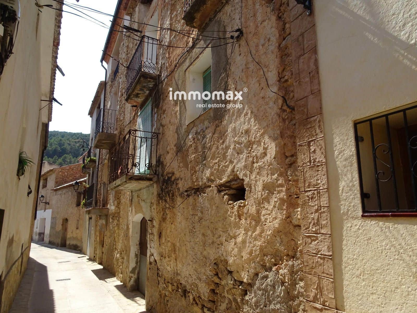 5 soveværelse Villa til salg i Pauls med garage - € 68.000 (Ref: 9571960)