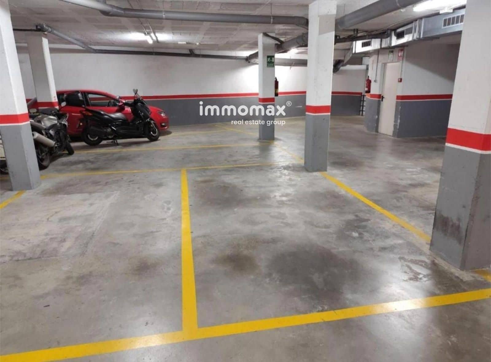 Garage for sale in Sant Boi de Llobregat - € 19,000 (Ref: 9585144)