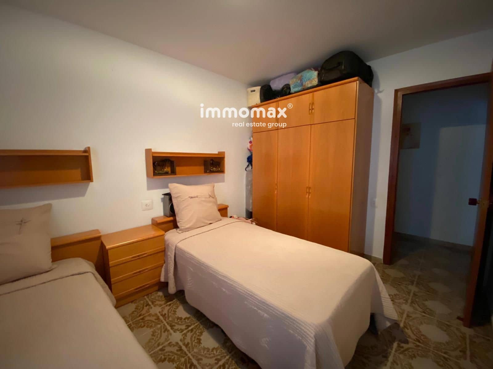 3 bedroom Flat for sale in Xerta with garage - € 110,000 (Ref: 9592215)