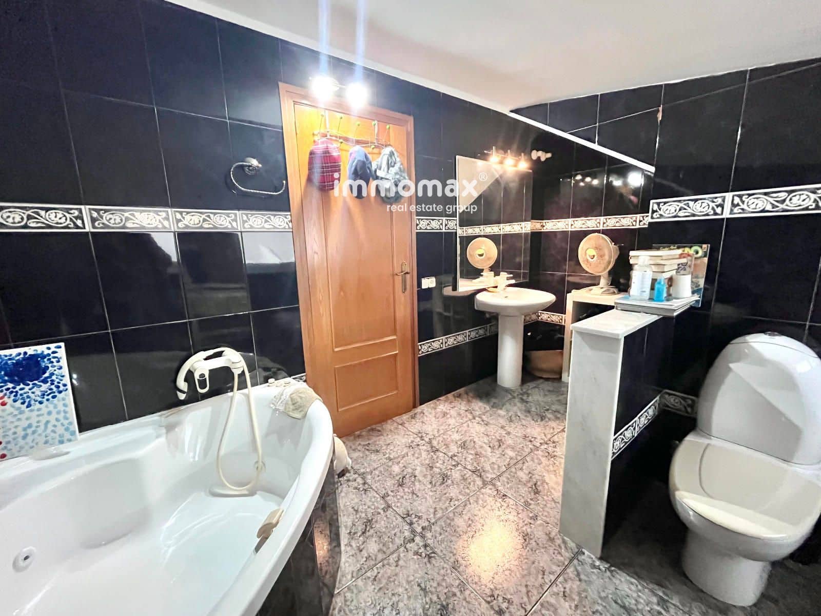 3 soveværelse Byhus til salg i Castelldefels med garage - € 670.000 (Ref: 9596577)