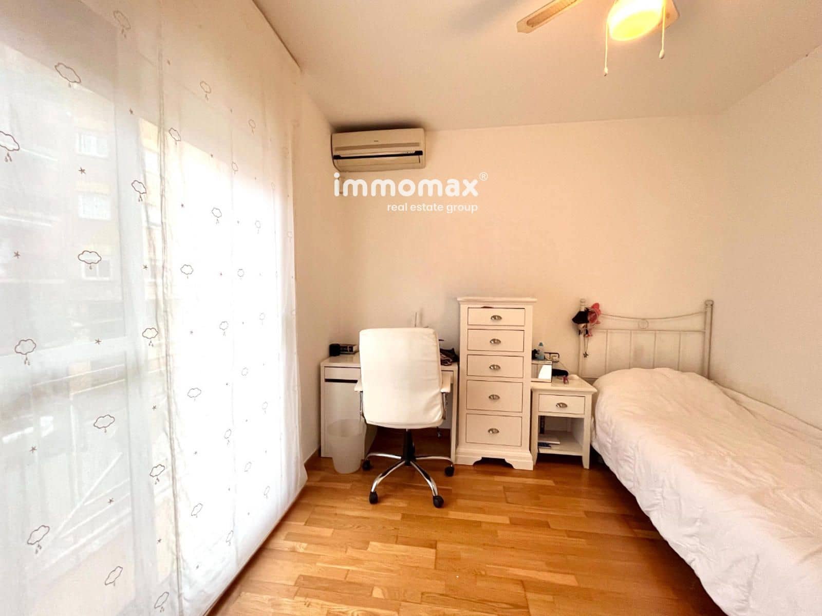 3 soveværelse Byhus til salg i Castelldefels med garage - € 670.000 (Ref: 9596577)