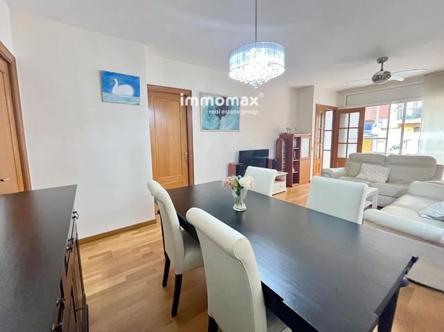 3 soverom Hus til salgs i Castelldefels med garasje - € 670 000 (Ref: 9596577)