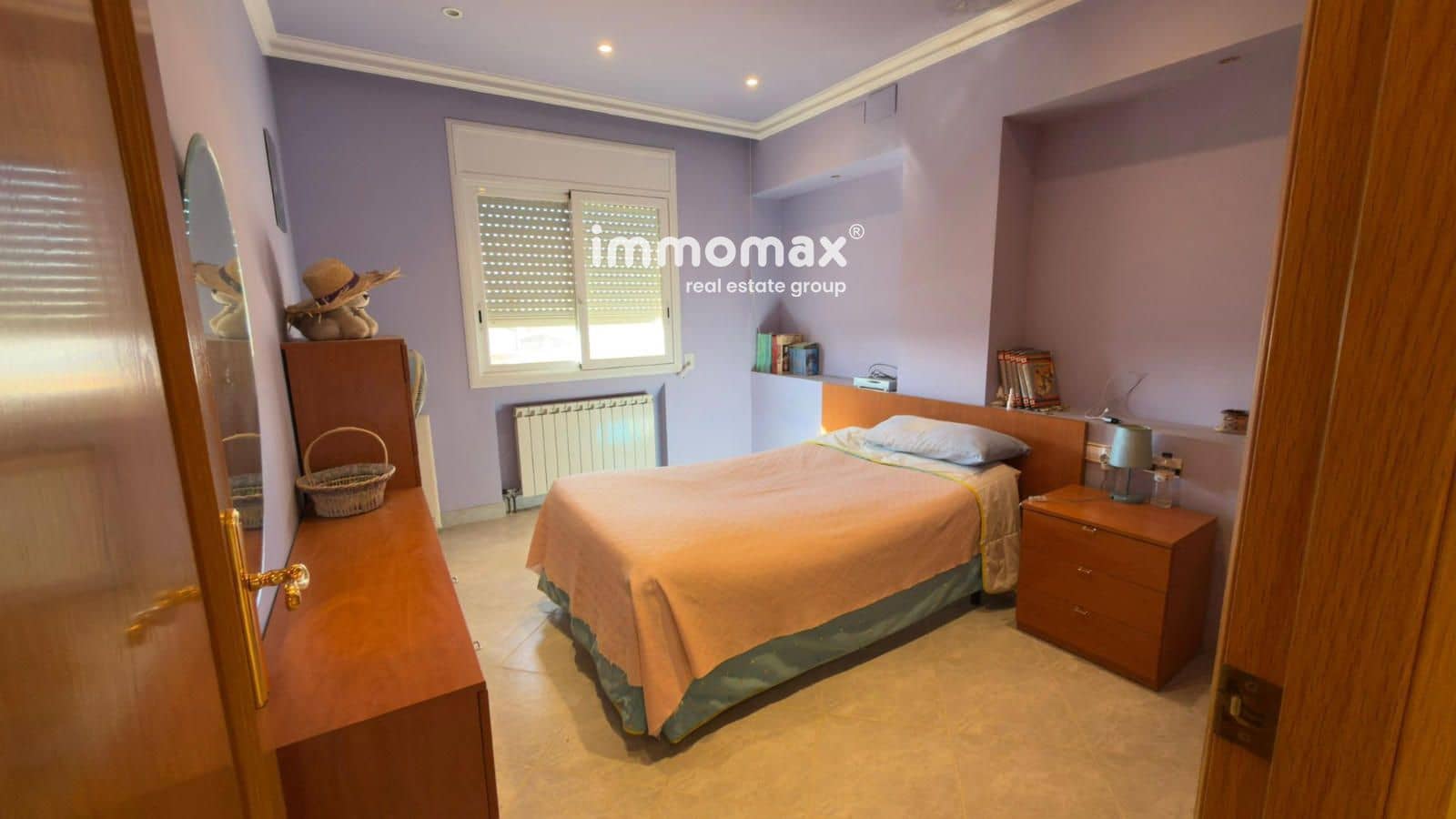 5 soveværelse Byhus til salg i Santa Eulalia de Roncana med garage - € 430.000 (Ref: 9599964)