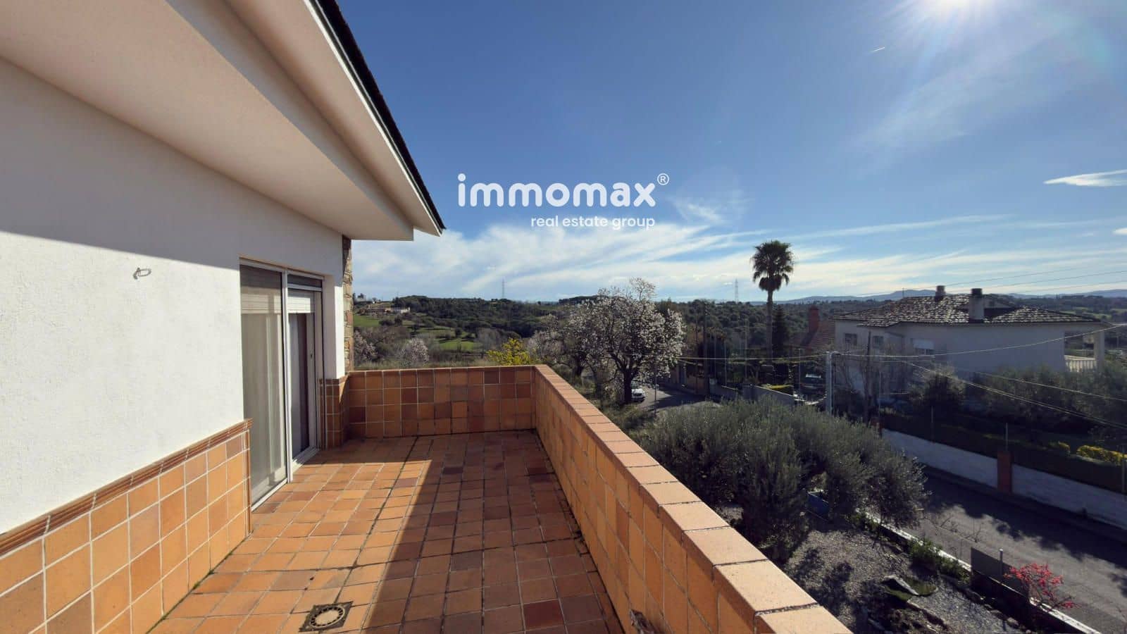 5 soveværelse Byhus til salg i Santa Eulalia de Roncana med garage - € 430.000 (Ref: 9599964)