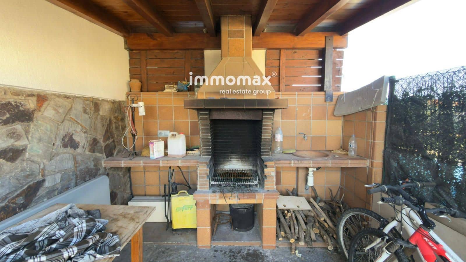 5 soveværelse Byhus til salg i Santa Eulalia de Roncana med garage - € 430.000 (Ref: 9599964)