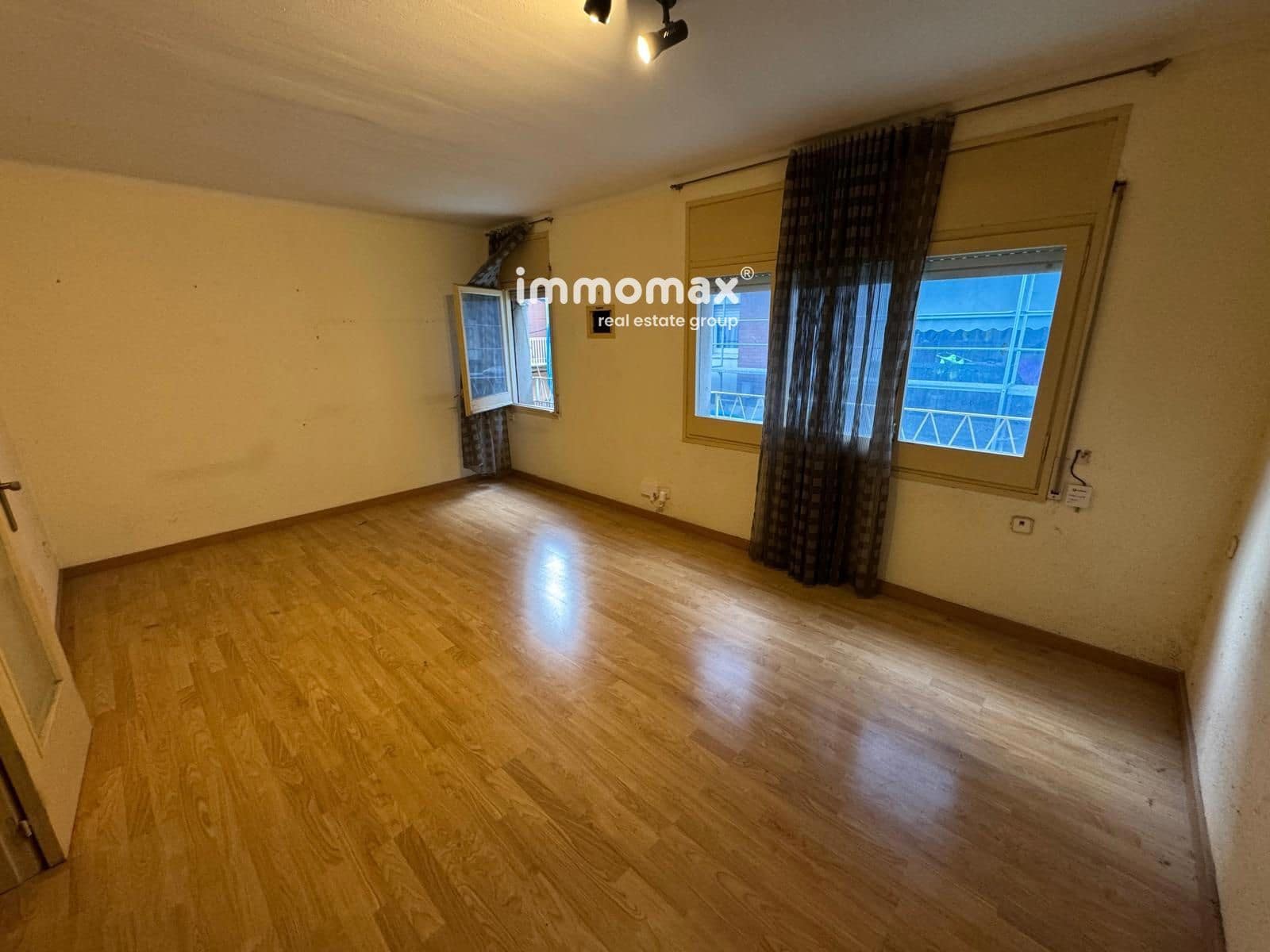 2 soveværelse Lejlighed til salg i Sant Boi de Llobregat - € 145.000 (Ref: 9603685)