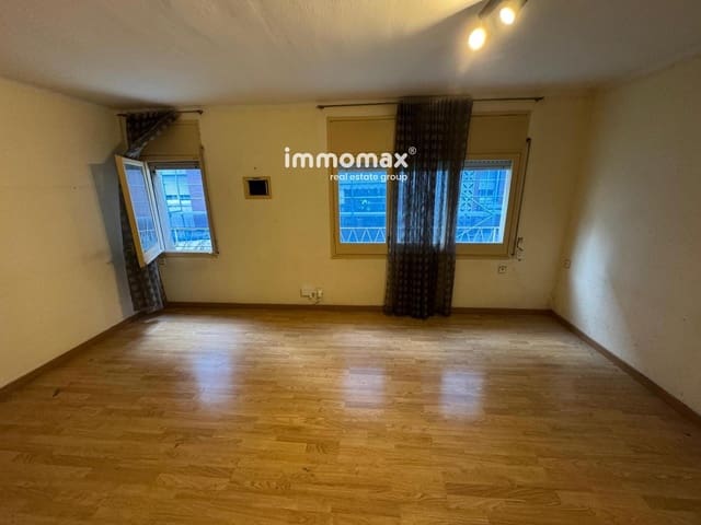 2 soveværelse Lejlighed til salg i Sant Boi de Llobregat - € 145.000 (Ref: 9603685)