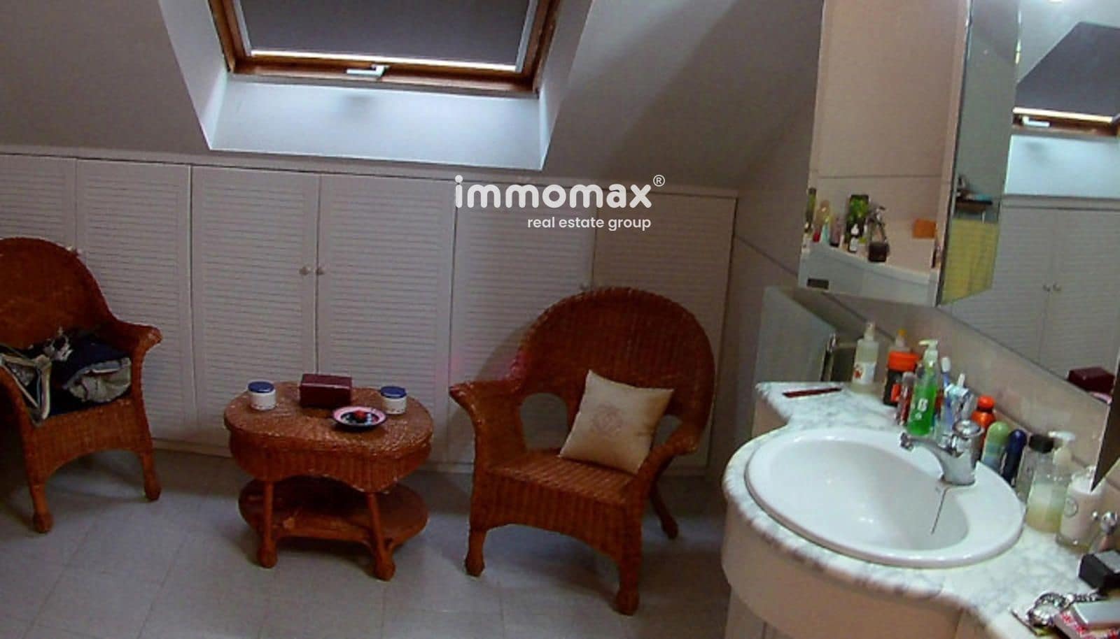 5 makuuhuone Huvila myytävänä paikassa Sant Just Desvern mukana uima-altaan 
autotalli - 1 100 000 € (Ref: 9605444)