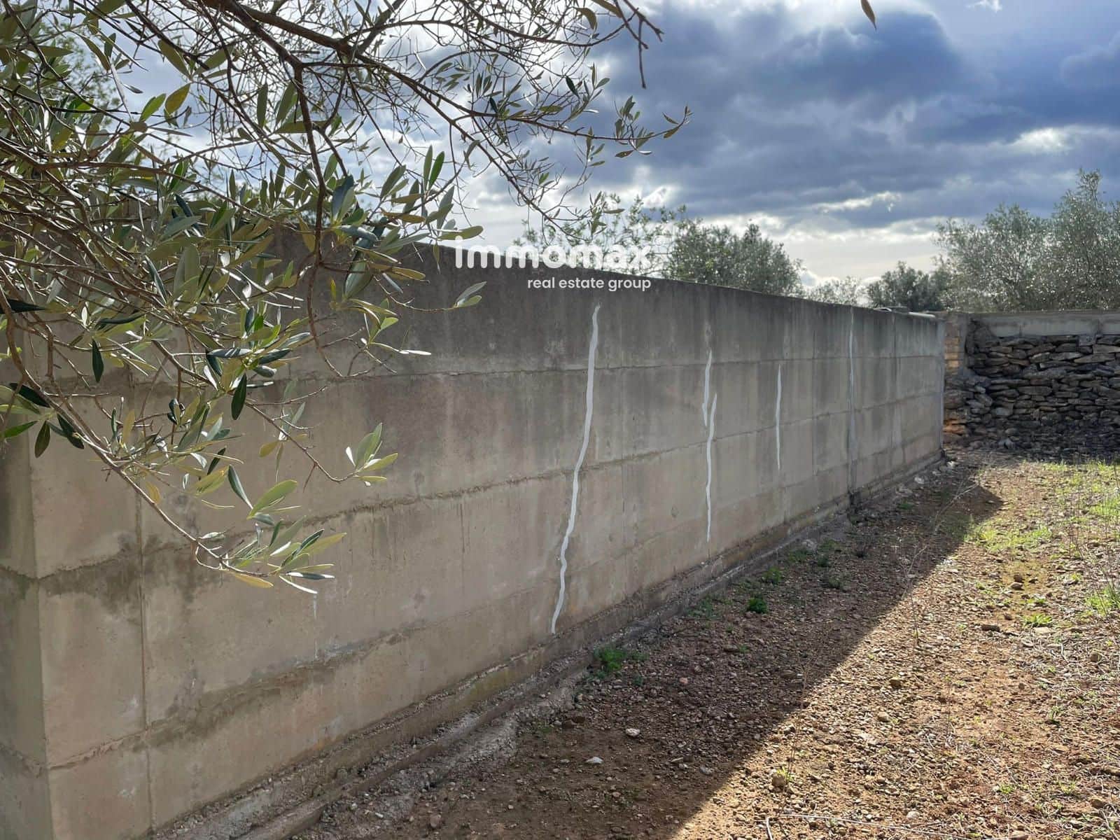 Grunde uden byggetilladelser til salg i Aldover - € 59.000 (Ref: 9606612)