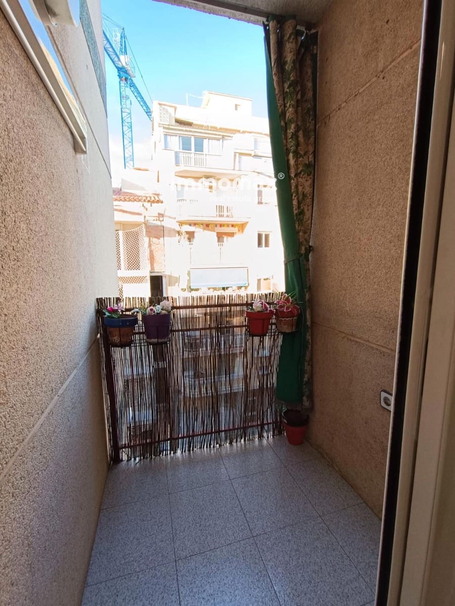 2 Zimmer Wohnung zu vermieten in Esplugues de Llobregat - 950 € (Ref: 9612034)