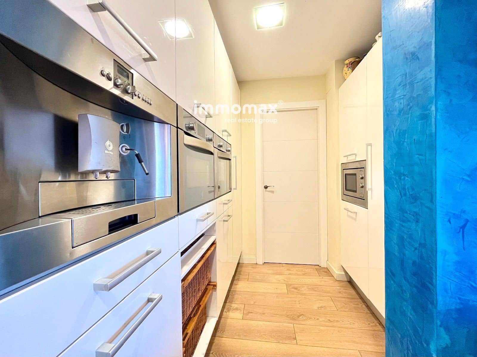 4 bedroom Flat for sale in Vilanova i la Geltru - € 474,000 (Ref: 9618867)