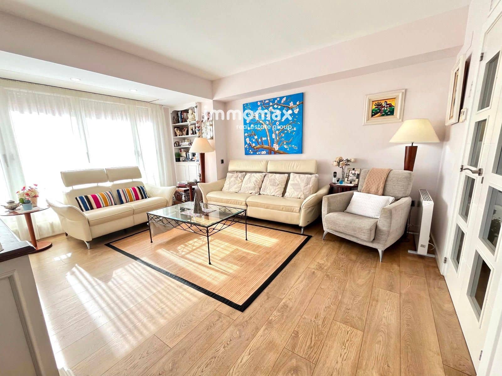 4 bedroom Flat for sale in Vilanova i la Geltru - € 474,000 (Ref: 9618867)