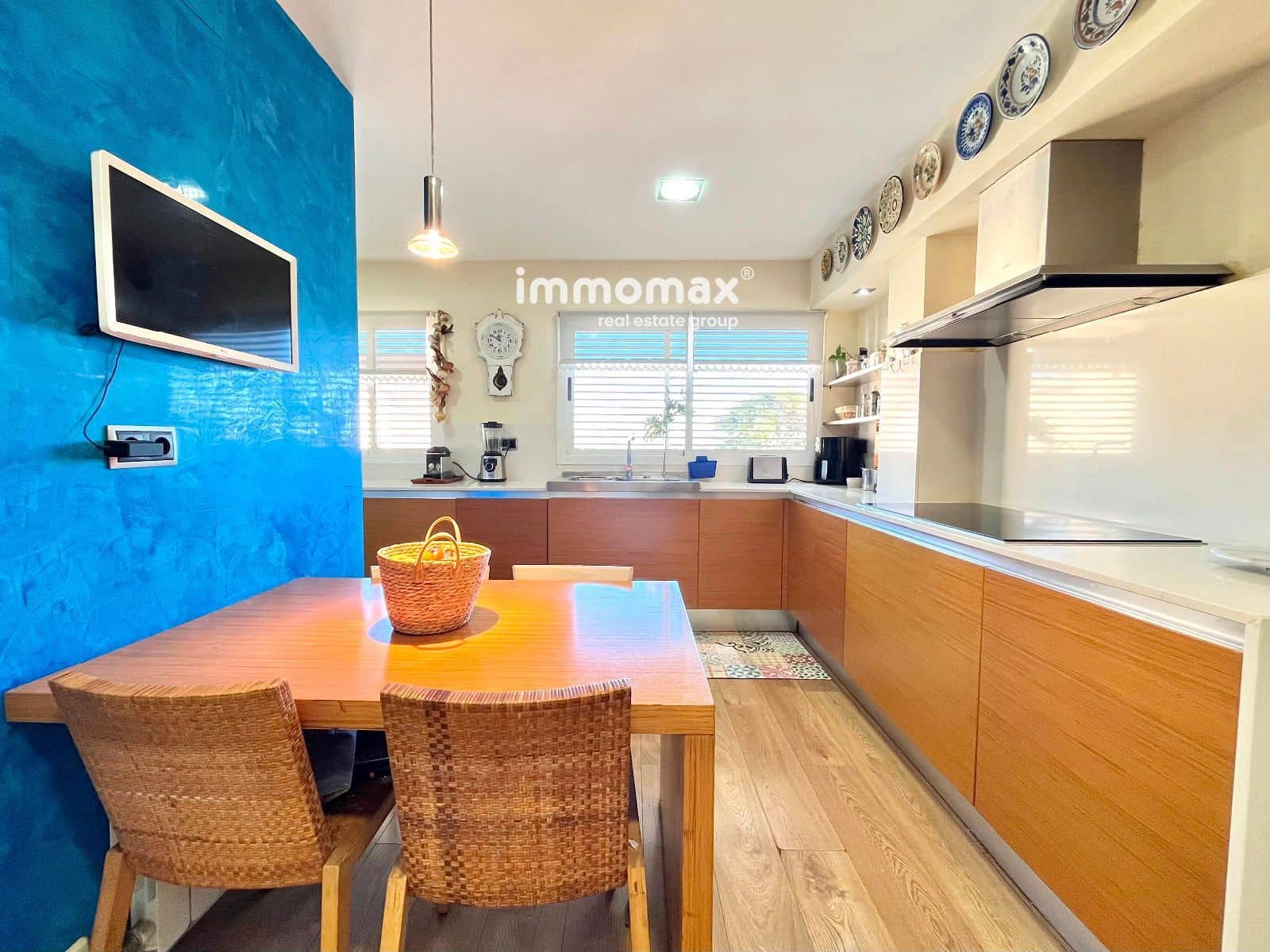 4 bedroom Flat for sale in Vilanova i la Geltru - € 474,000 (Ref: 9618867)