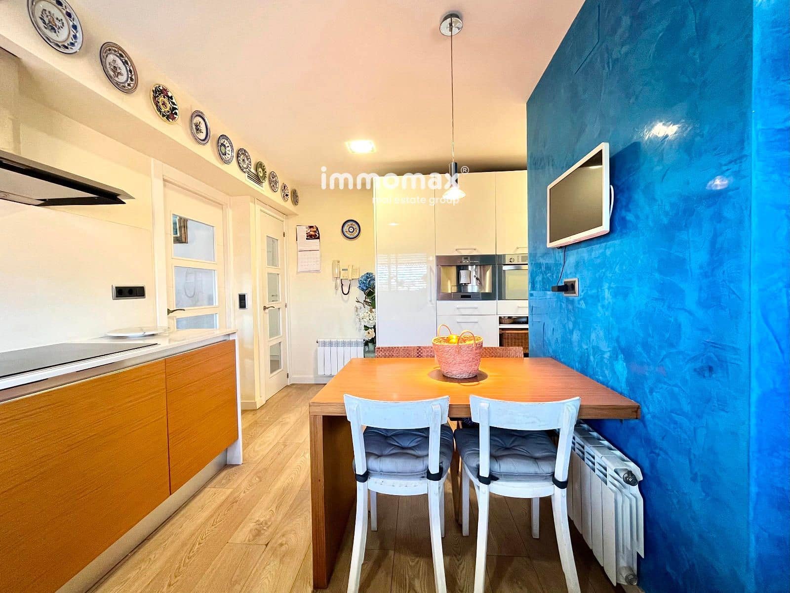 4 bedroom Flat for sale in Vilanova i la Geltru - € 474,000 (Ref: 9618867)