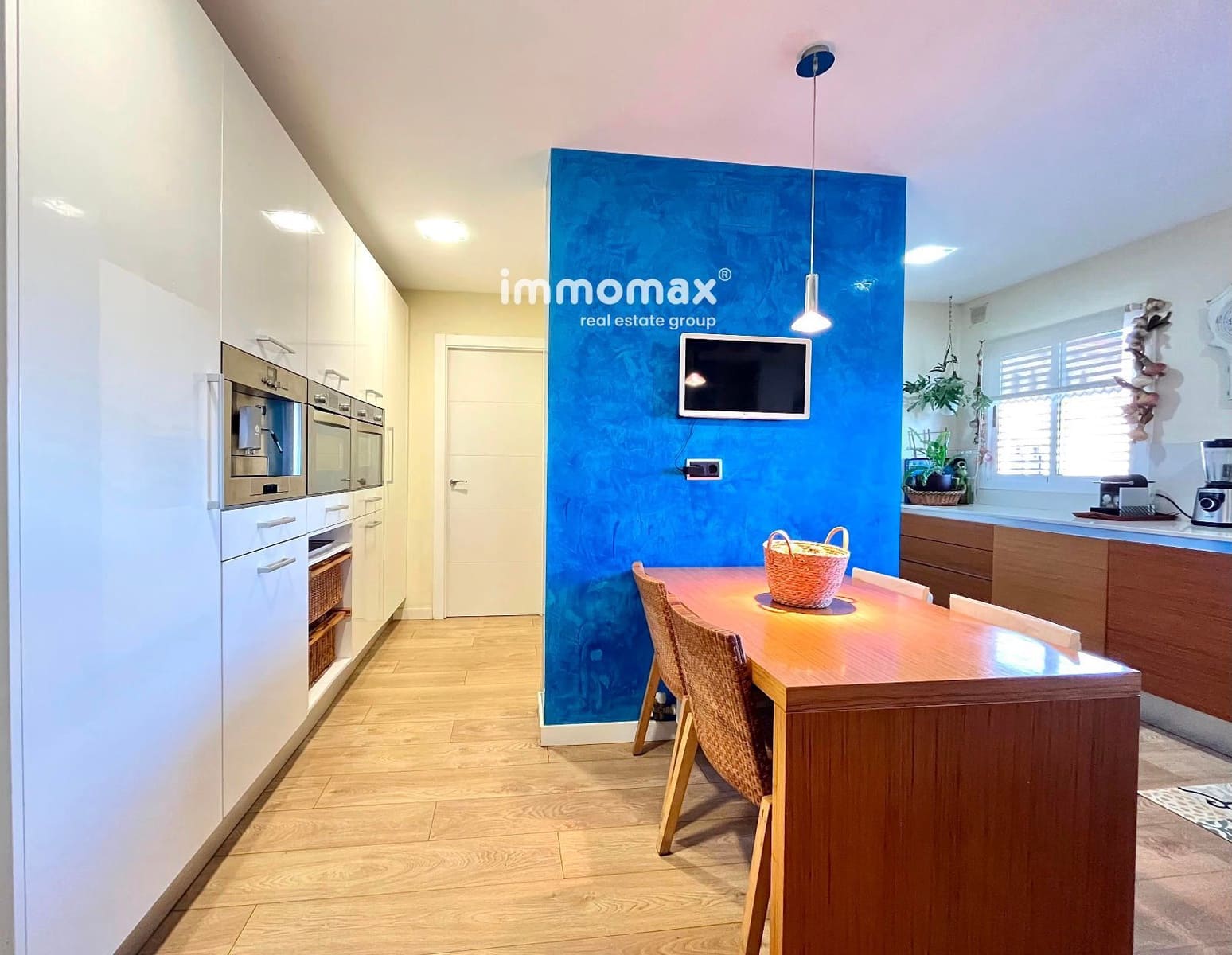 4 bedroom Flat for sale in Vilanova i la Geltru - € 474,000 (Ref: 9618867)