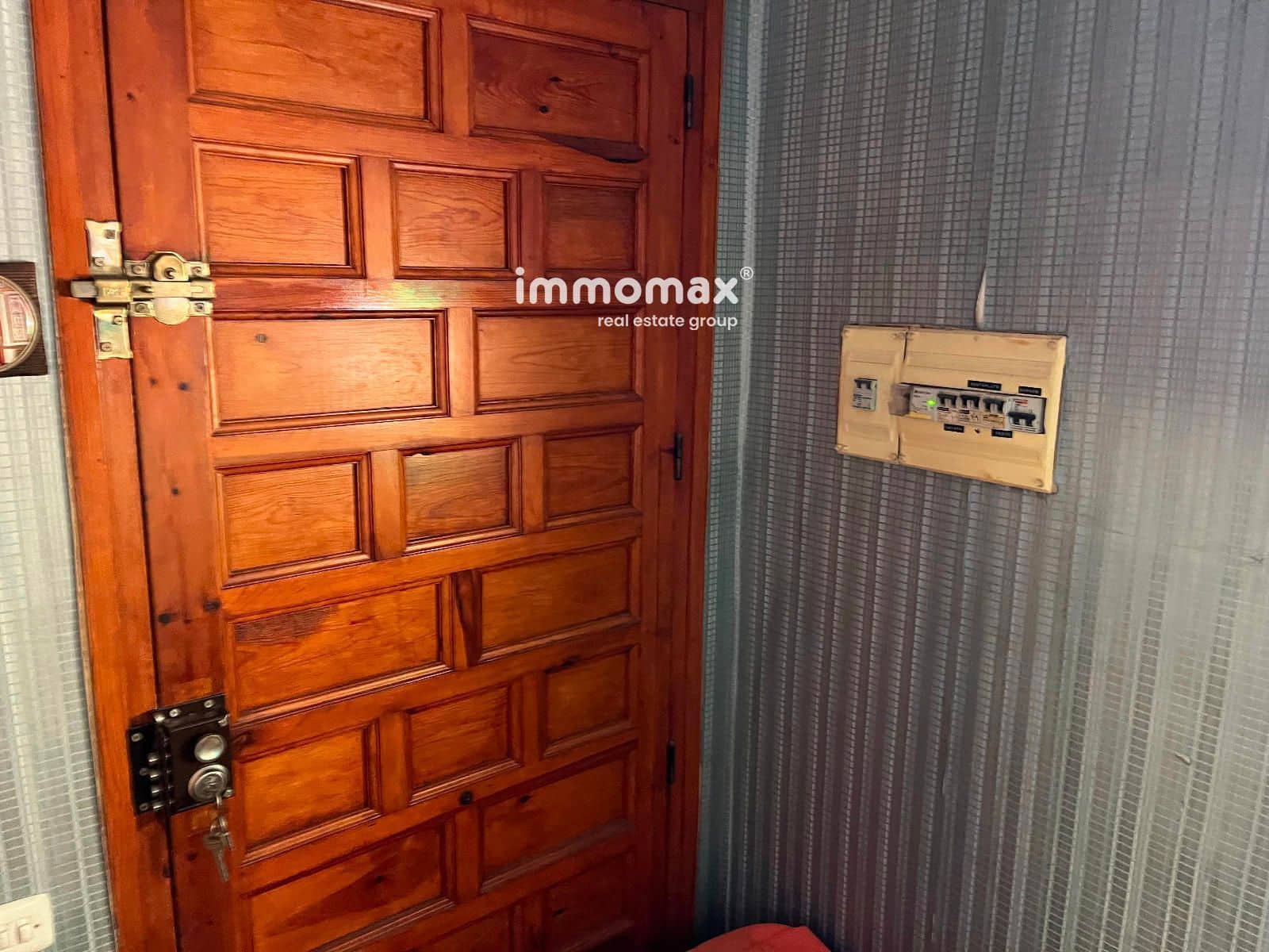 Chalet de 4 habitaciones en Santa Eulàlia de Ronçana en venta con piscina - 349.000 € (Ref: 9622750)