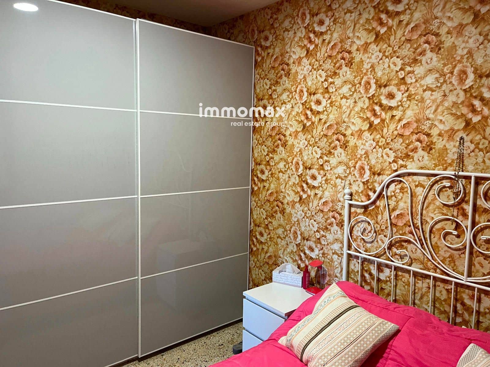 Chalet de 4 habitaciones en Santa Eulàlia de Ronçana en venta con piscina - 349.000 € (Ref: 9622750)