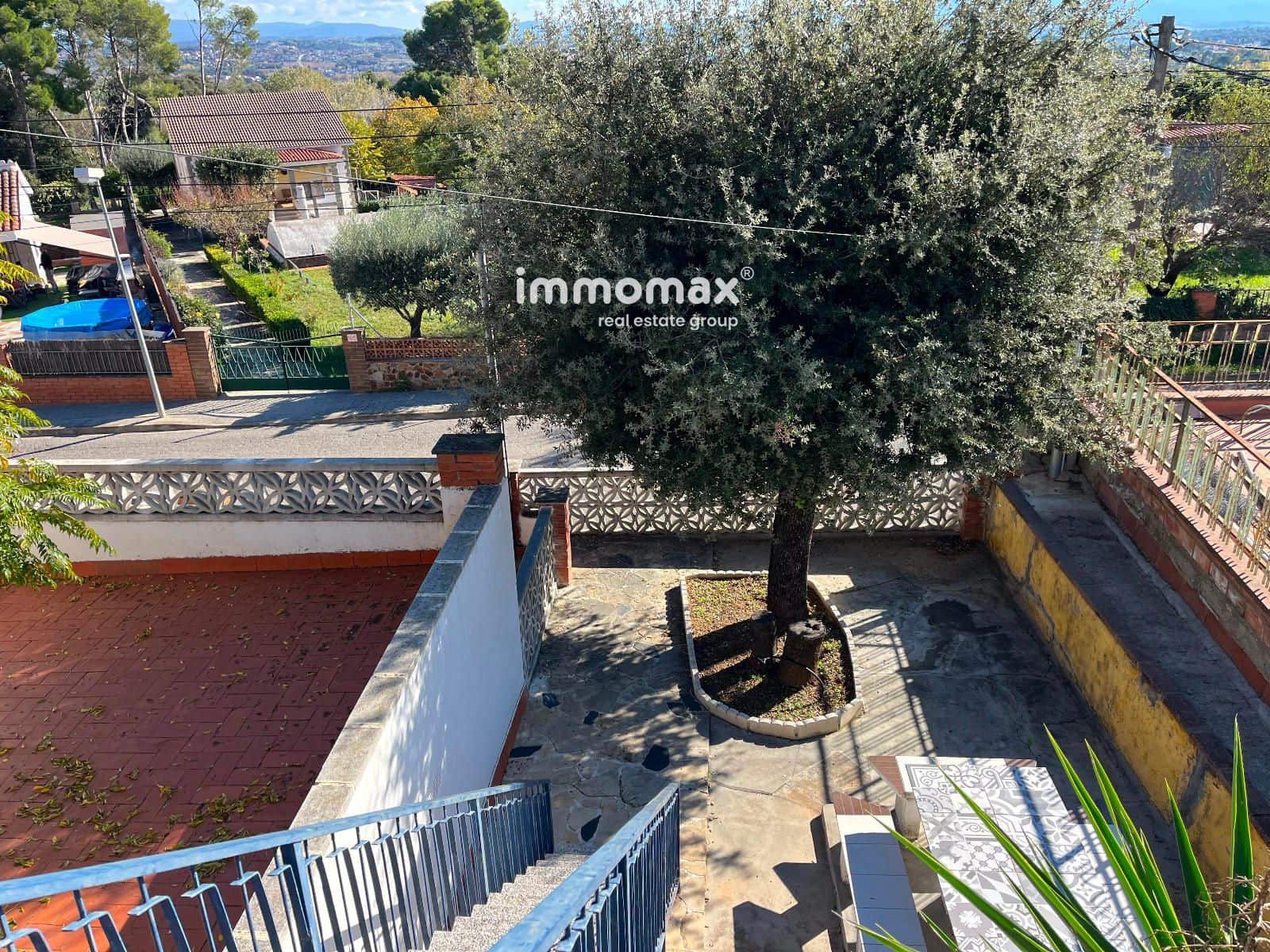 Chalet de 4 habitaciones en Santa Eulàlia de Ronçana en venta con piscina - 349.000 € (Ref: 9622750)