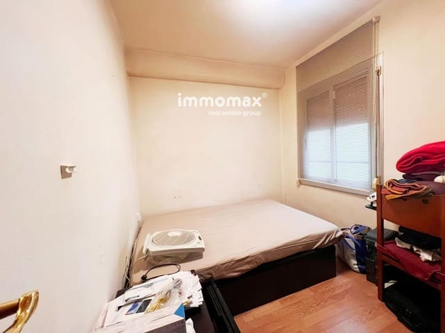 3 makuuhuone Asunto myytävänä paikassa Sant Feliu de Llobregat - 230 000 € (Ref: 9626350)