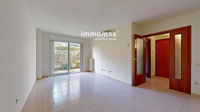 3 bedroom Flat for sale in Martorell with pool - € 260,000 (Ref: 9642449)