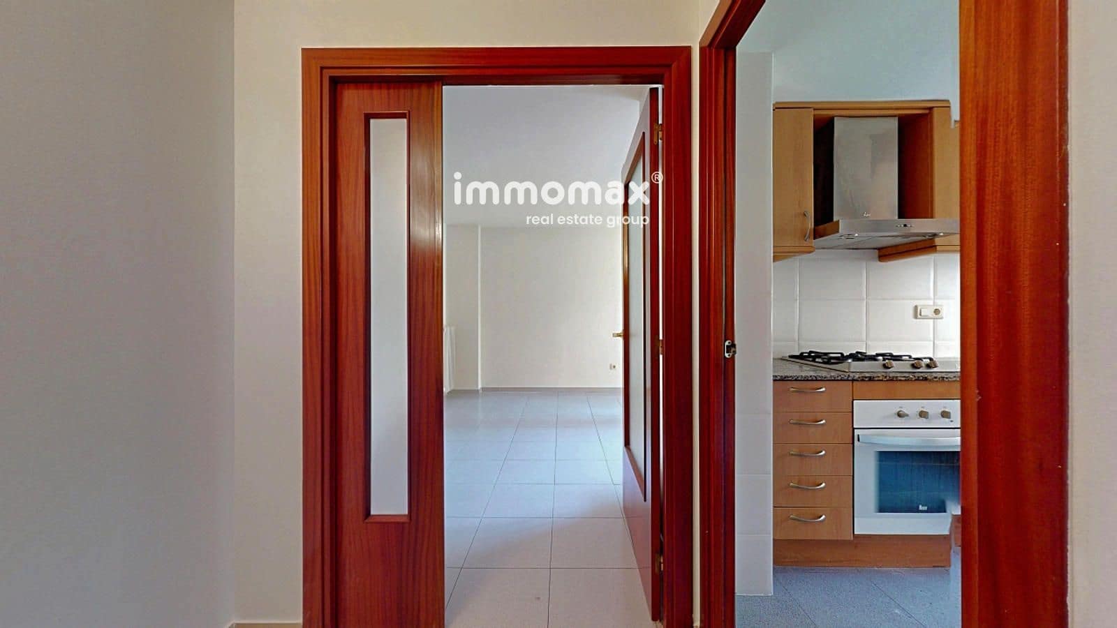 3 bedroom Flat for sale in Martorell with pool - € 260,000 (Ref: 9642449)