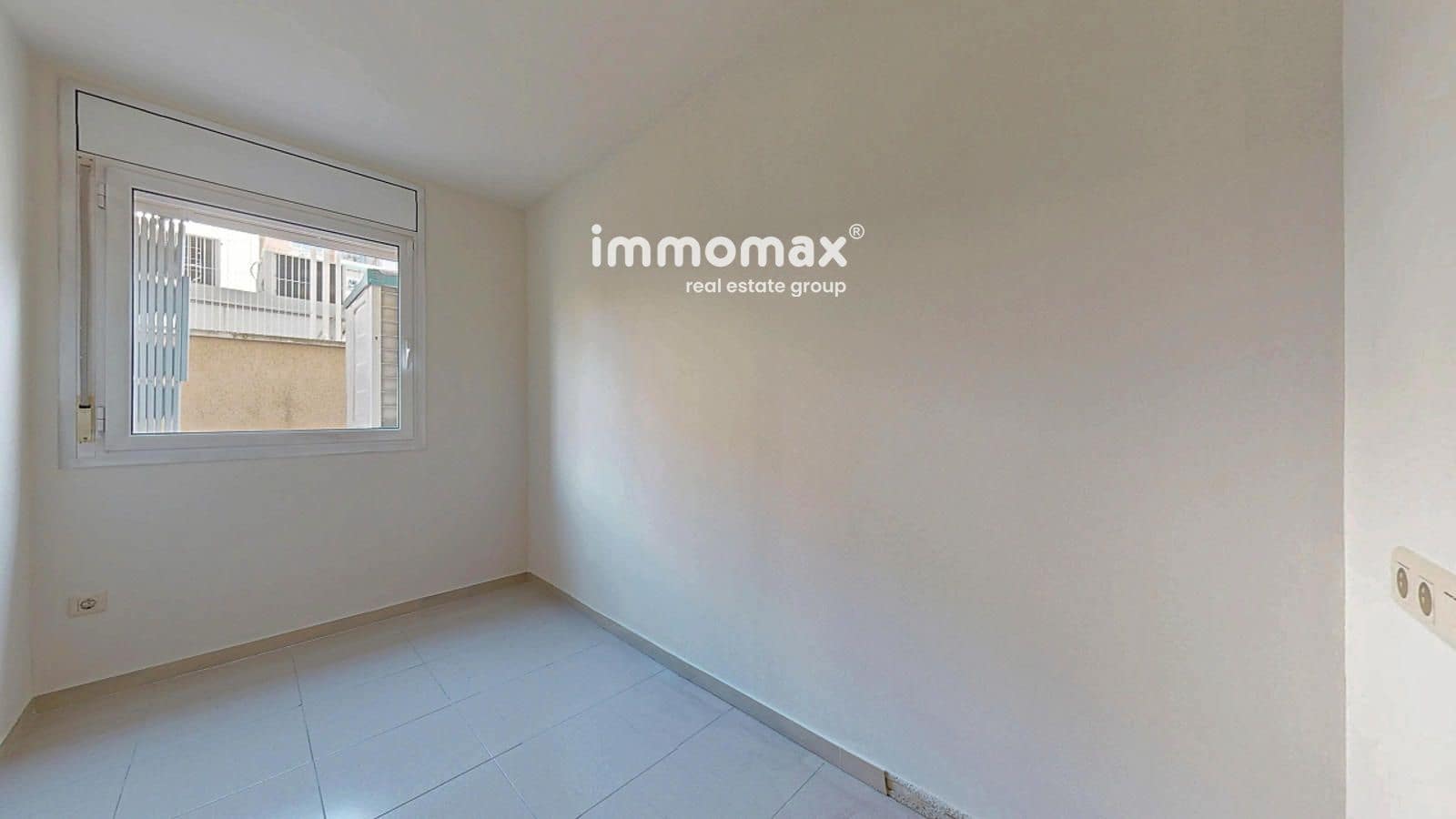 3 bedroom Flat for sale in Martorell with pool - € 260,000 (Ref: 9642449)