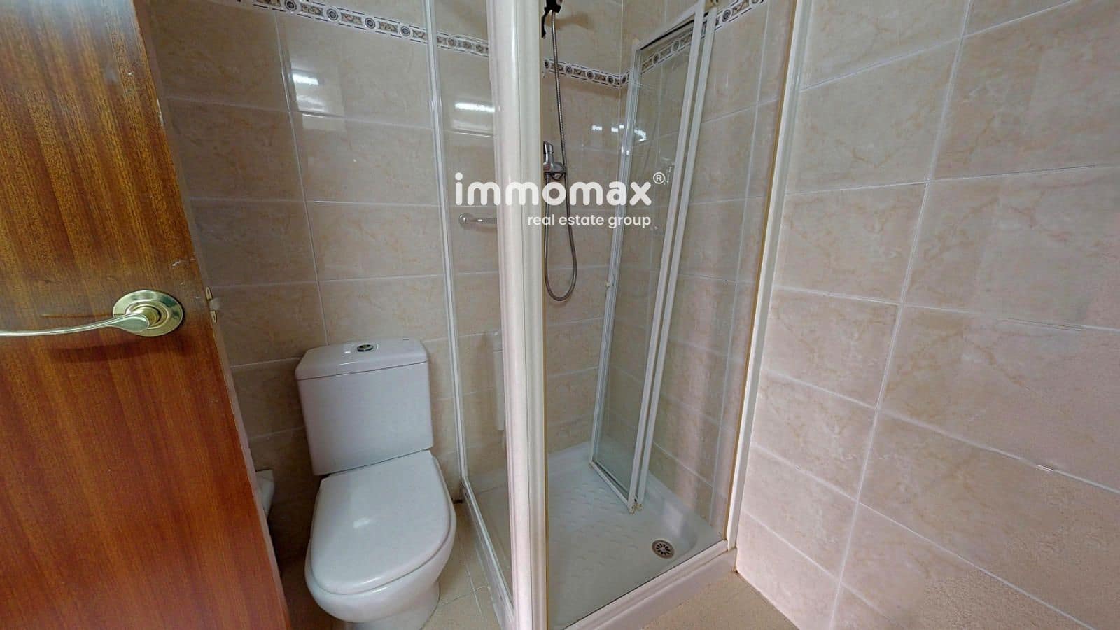 3 bedroom Flat for sale in Martorell with pool - € 260,000 (Ref: 9642449)