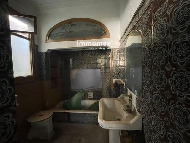 6 sovrum Villa till salu i Tortosa med garage - 178 500 € (Ref: 9645811)