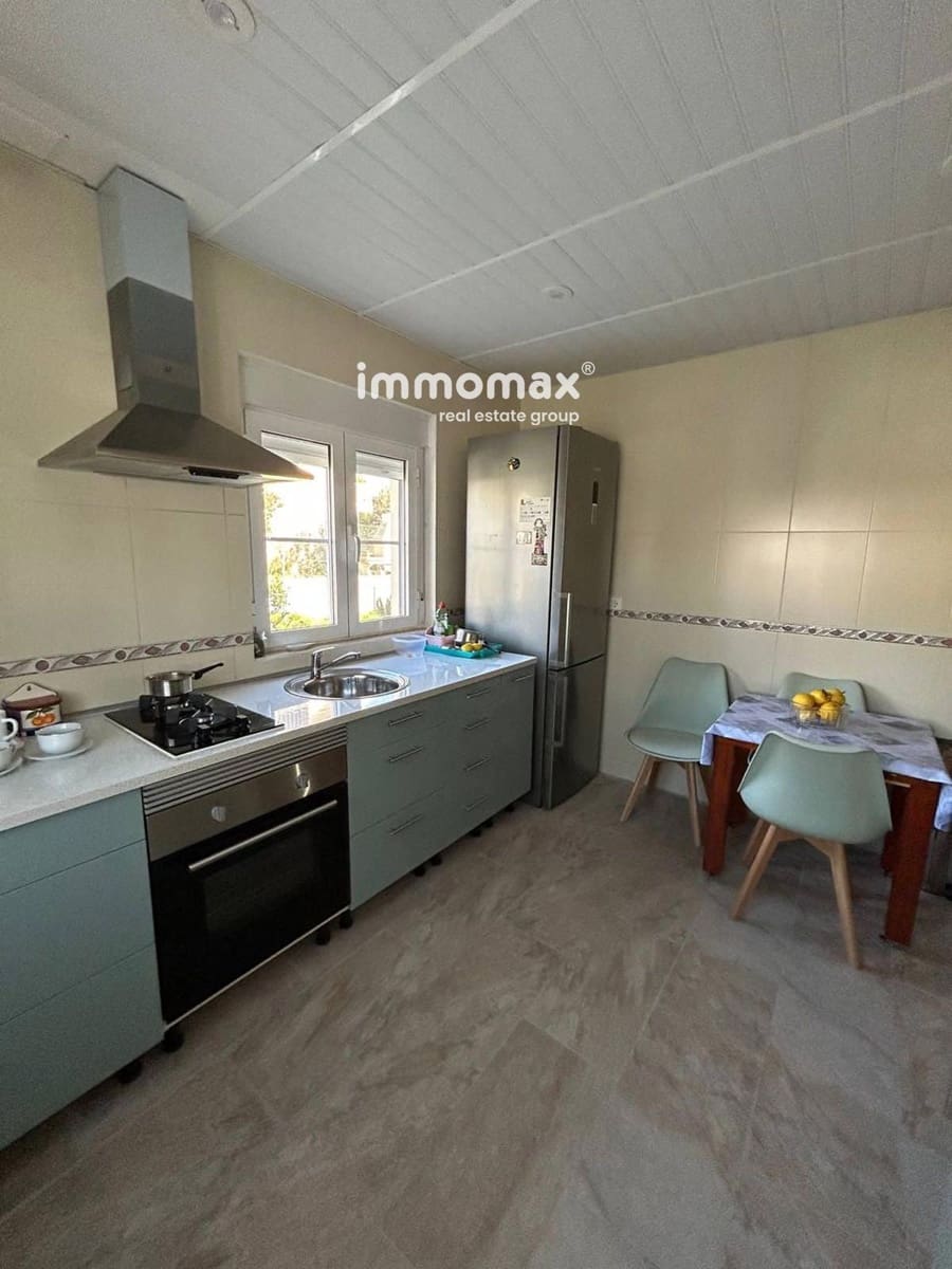 3 bedroom Villa for sale in Palau de Plegamans with garage - € 439,000 (Ref: 9650828)