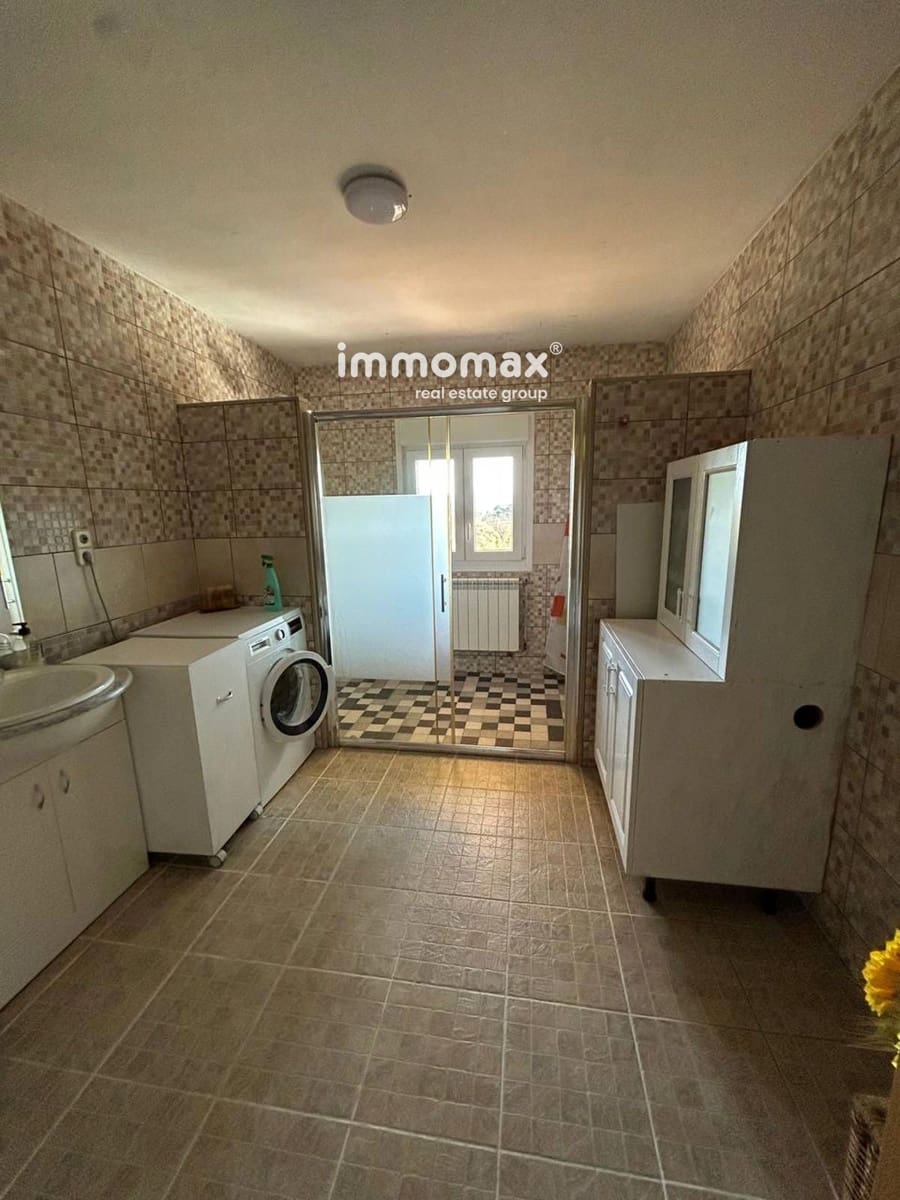 3 bedroom Villa for sale in Palau de Plegamans with garage - € 439,000 (Ref: 9650828)