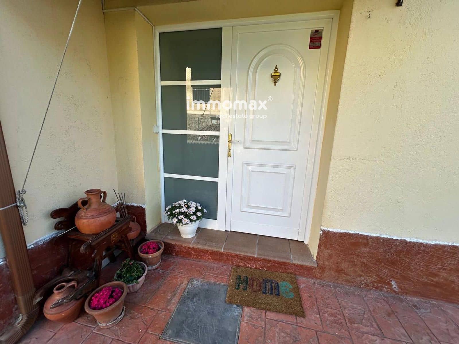 3 bedroom Villa for sale in Palau de Plegamans with garage - € 439,000 (Ref: 9650828)