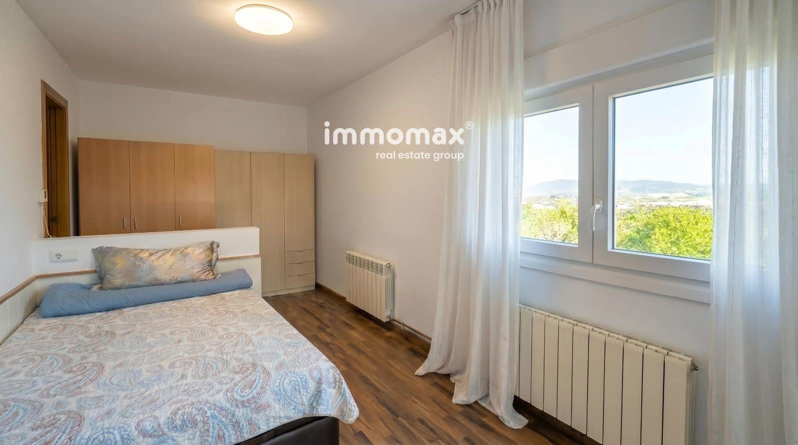 3 makuuhuone Huvila myytävänä paikassa Palau de Plegamans mukana 
autotalli - 429 000 € (Ref: 9650828)