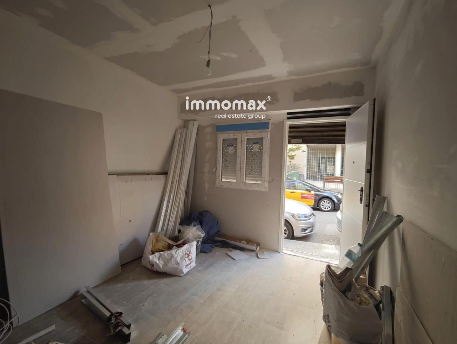 Kommersiell till salu i Sant Feliu de Llobregat - 115 000 € (Ref: 9657897)