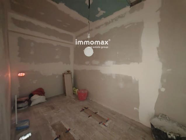 Kommersiell till salu i Sant Feliu de Llobregat - 115 000 € (Ref: 9657897)