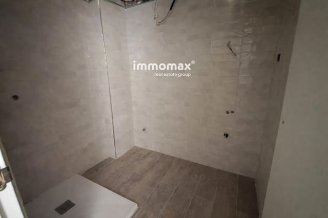 Local Comercial en Sant Feliu de Llobregat en venta - 115.000 € (Ref: 9657897)