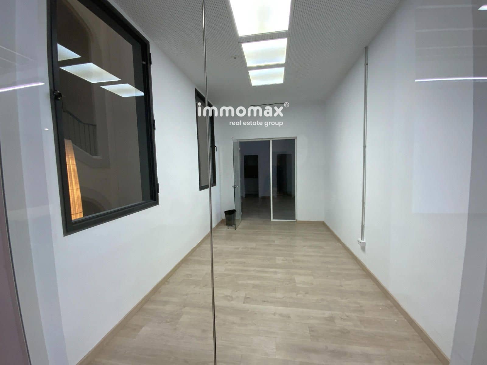 Toimisto vuokrattavana paikassa Barcelona kaupunki - 10 392 € (Ref: 9665531)