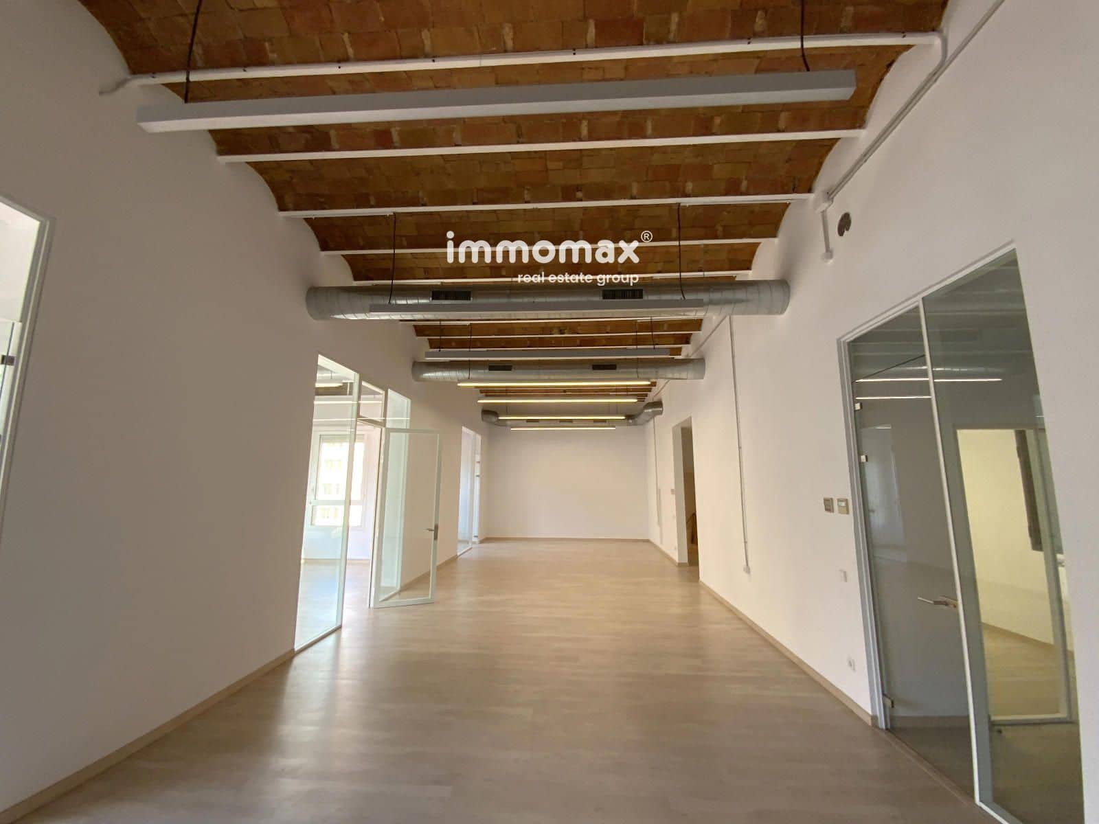 Toimisto vuokrattavana paikassa Barcelona kaupunki - 10 392 € (Ref: 9665531)